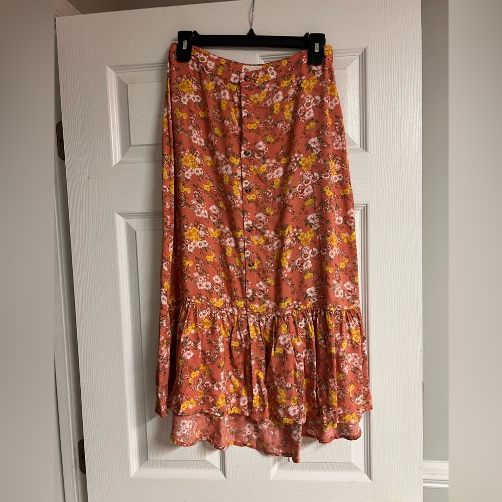 SO Skirt Size S, NWOT